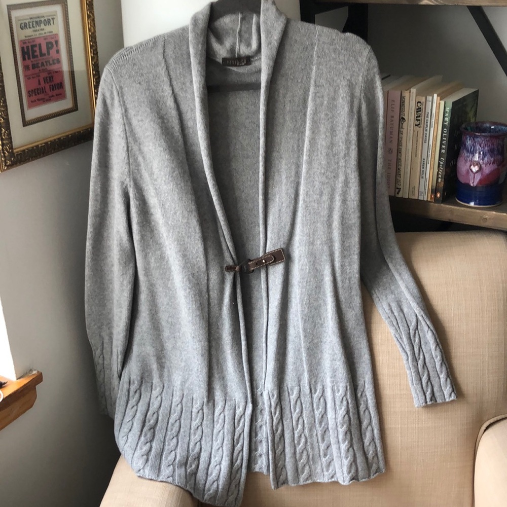 Like new wool/cashmere cardigan